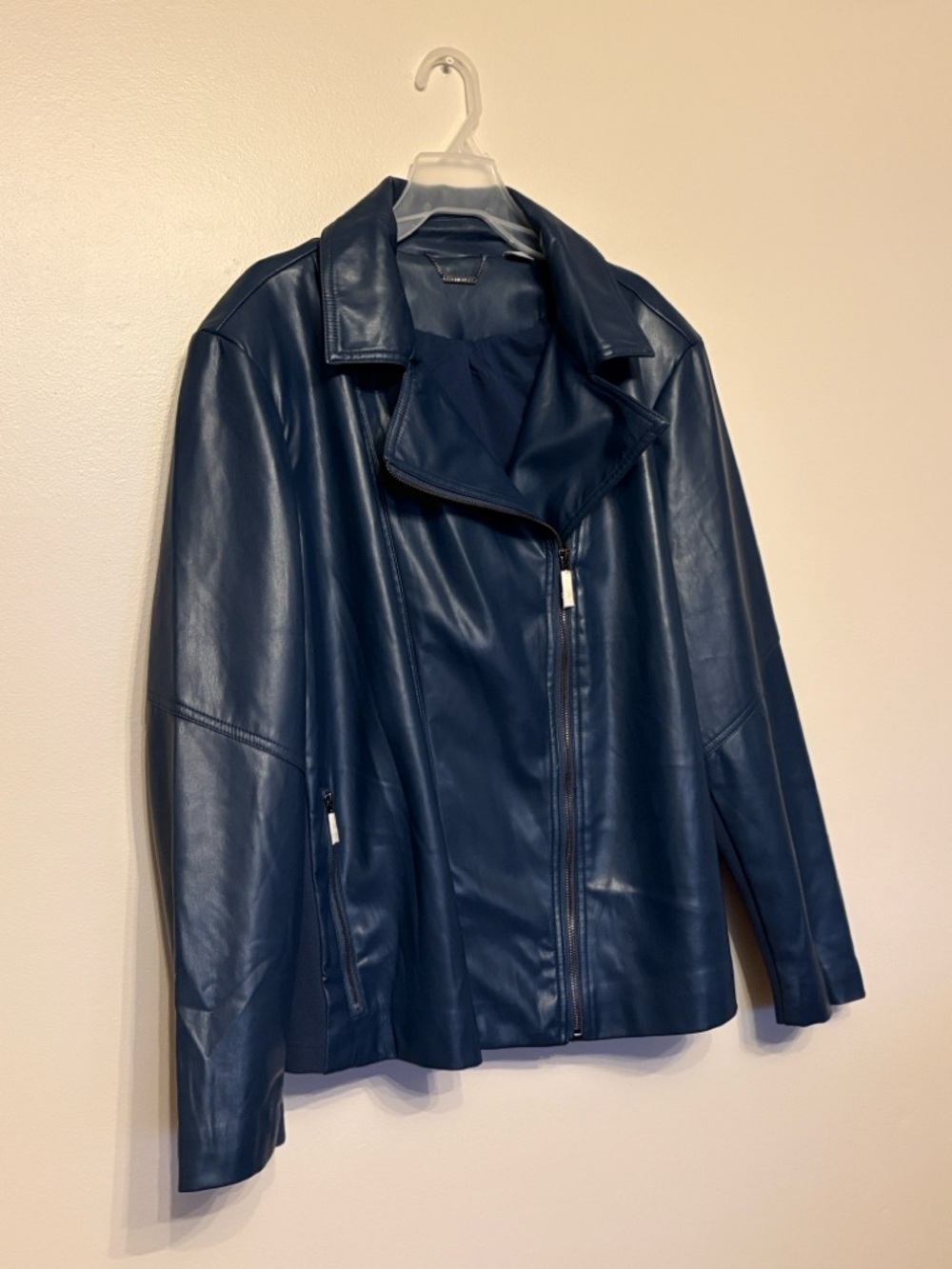 Chico’s Women’s Faux Leather Moto Zip Jacket. NWOT. Size XXL